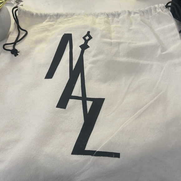 Naz faux bucket shoulder bag made in EGYPT.  Black with silver hardware NWOT - Picture 5 of 14